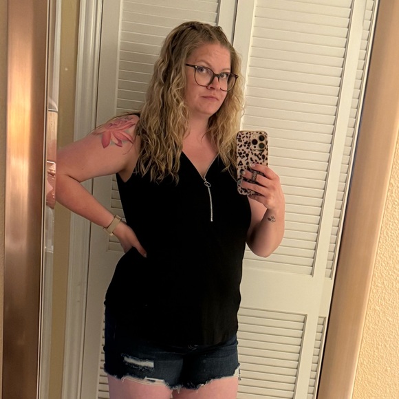 Cute Tank - Picture 3 of 3